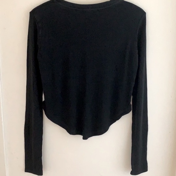 Brandy Melville Adele Top - Picture 2 of 4